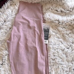 Lululemon Wonder Under Crop-Size 4